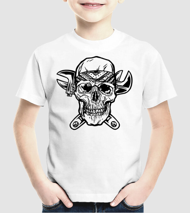 Craniu Instalator model alb pe tricou