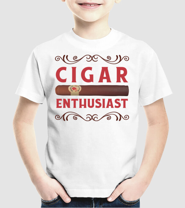Pasionat de trabucuri model alb pe tricou