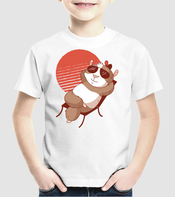 Porcușor de Guineea Relax model alb pe tricou