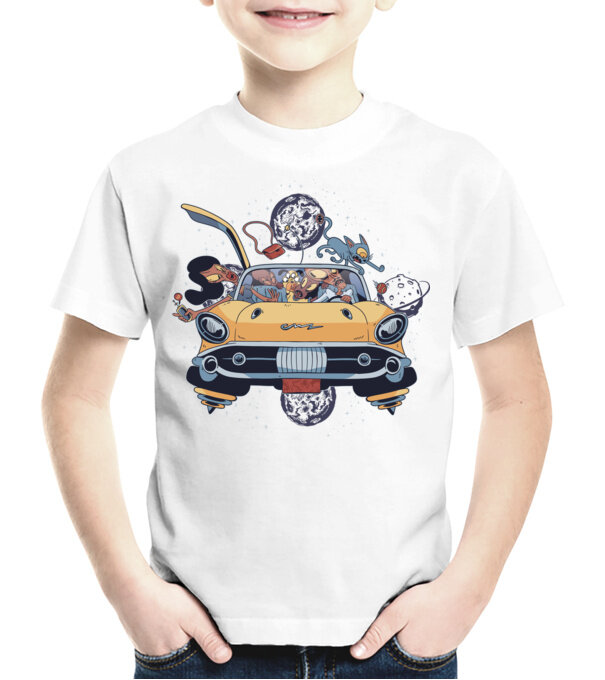  model  pe tricou