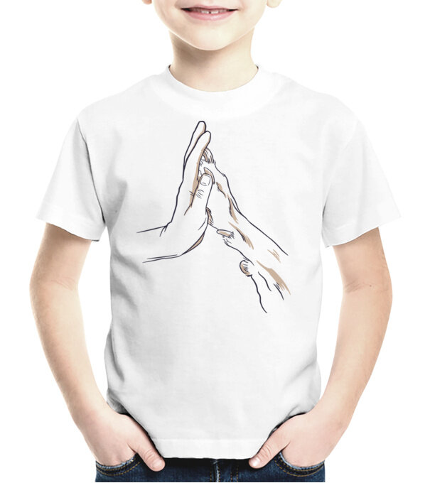  model  pe tricou