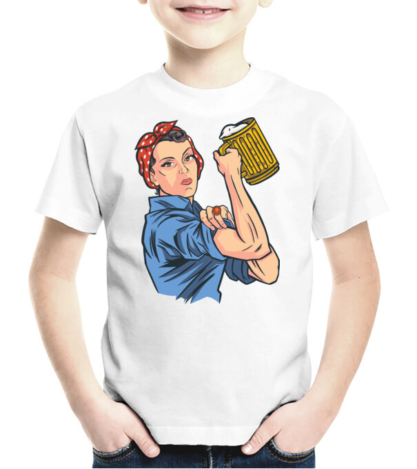  model  pe tricou