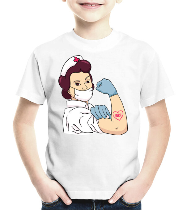  model  pe tricou