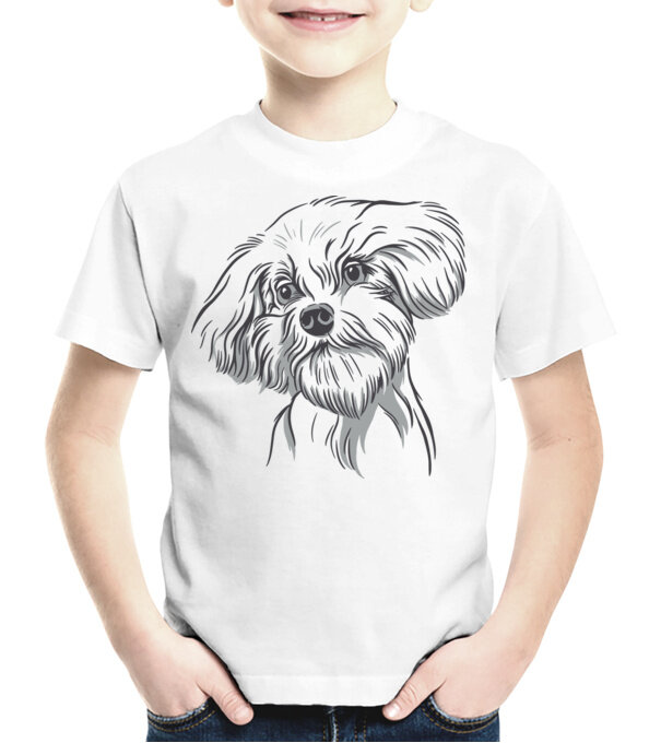  model  pe tricou