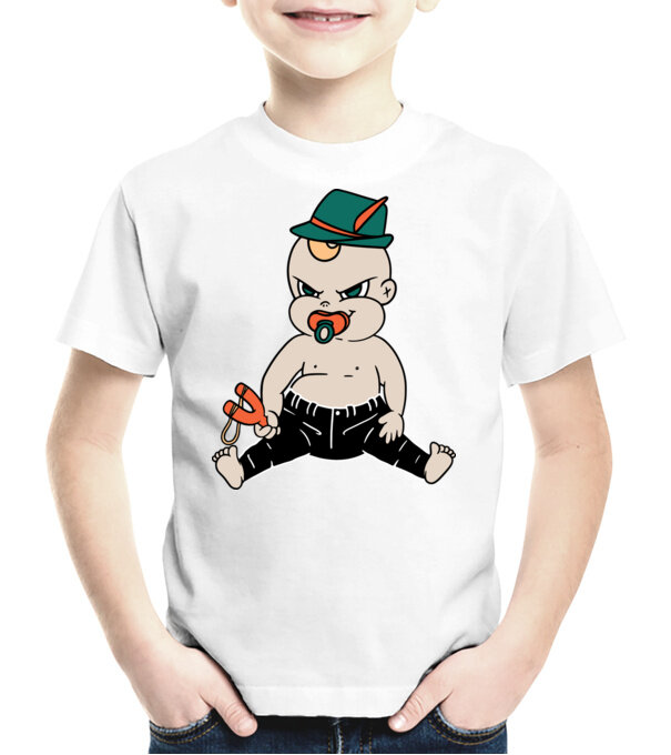  model  pe tricou