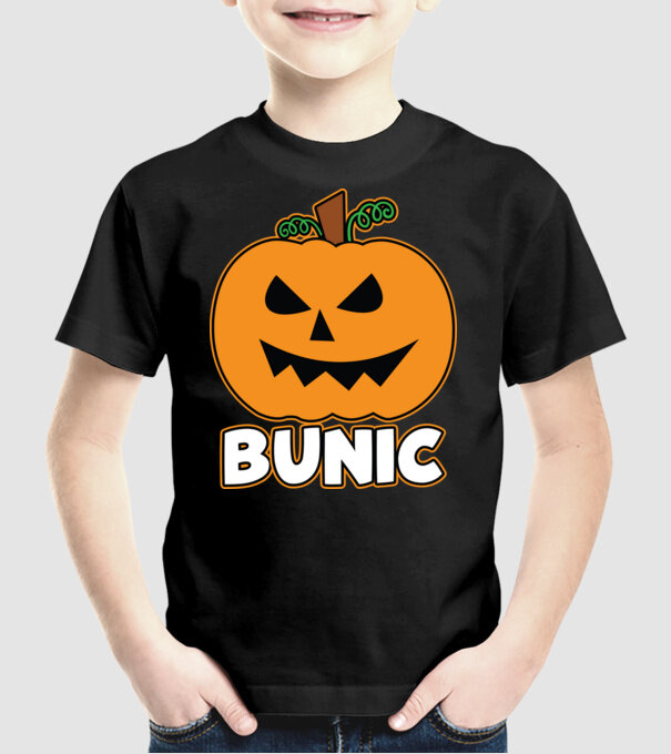 bunic model negru pe tricou