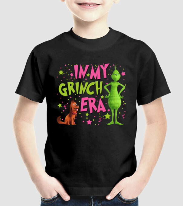 In my Grinch era model negru pe tricou