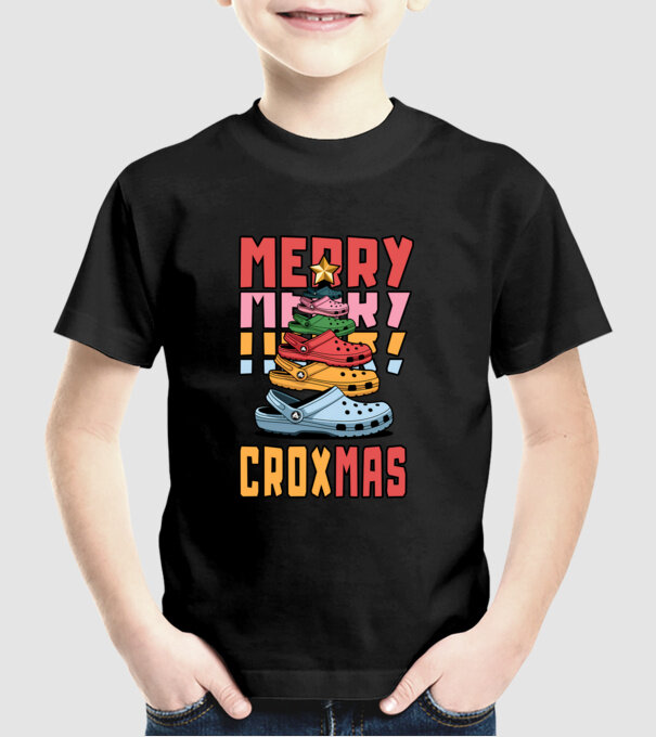 Merry Croxmas model negru pe tricou