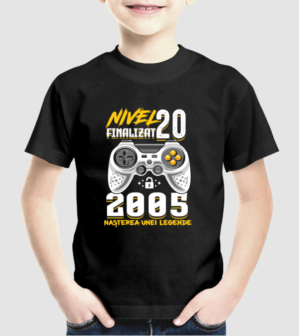 Nivel Finalizat 20 2005 model negru pe tricou