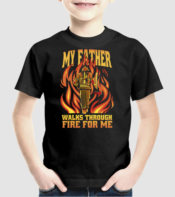 Tatăl meu trece prin foc pentru mine model negru pe tricou
