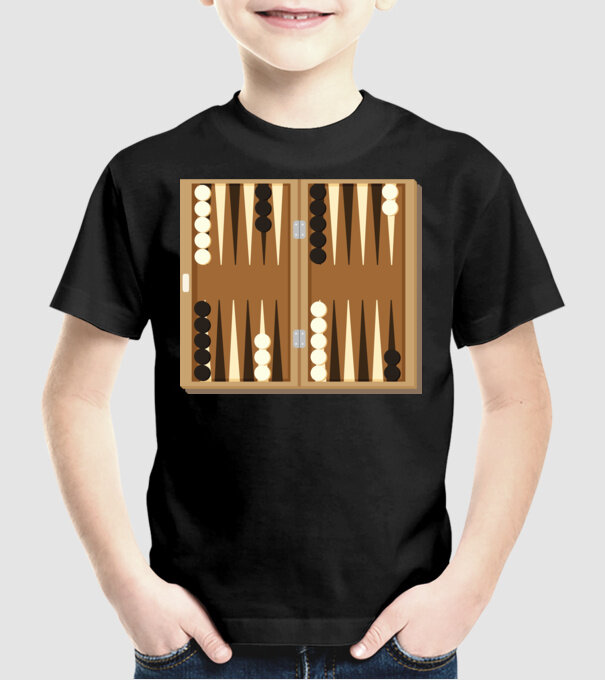 Joc de table model negru pe tricou