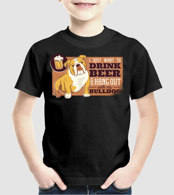 Bulldog și bere este tot ce am nevoie model negru pe tricou