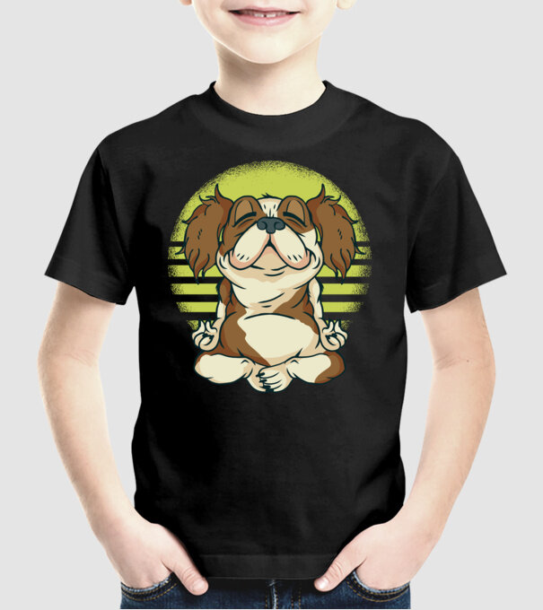 Cavalier King Spaniel Yoga model negru pe tricou