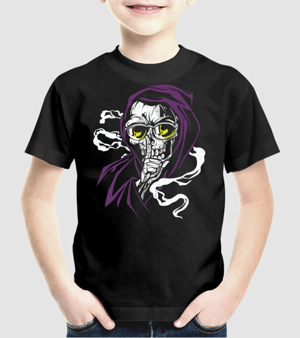 Ucigaș tăcut model negru pe tricou