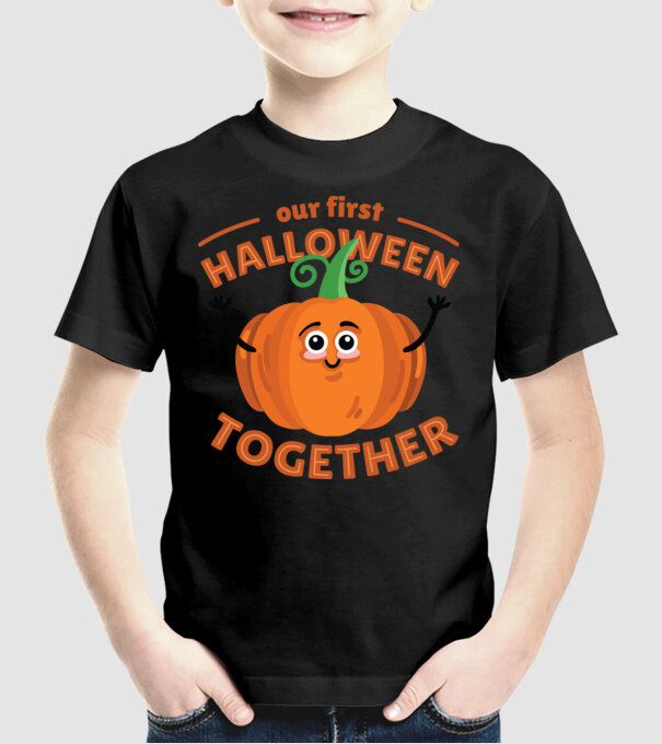 Primul nostru Halloween împreună model negru pe tricou