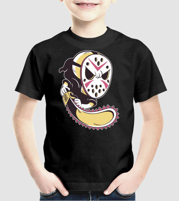  model negru pe tricou