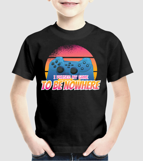 I paused my game to be nowhere model negru pe tricou