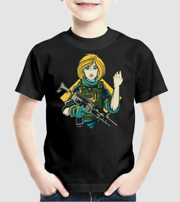 Fată Soldat model negru pe tricou