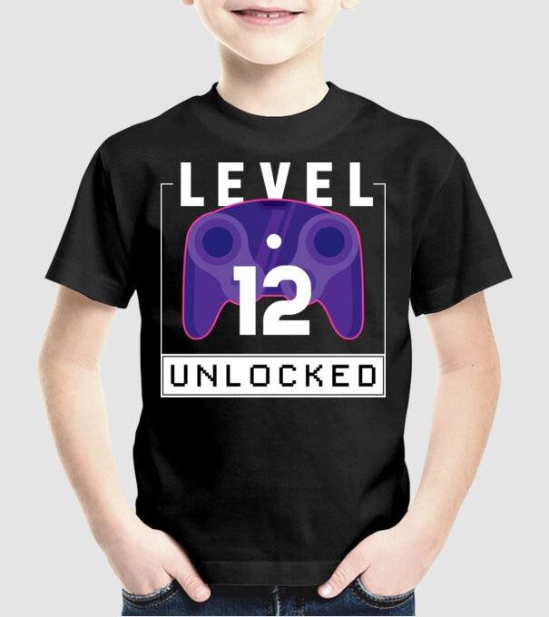 Level 12 Unlocked Gamer Birthday model negru pe tricou
