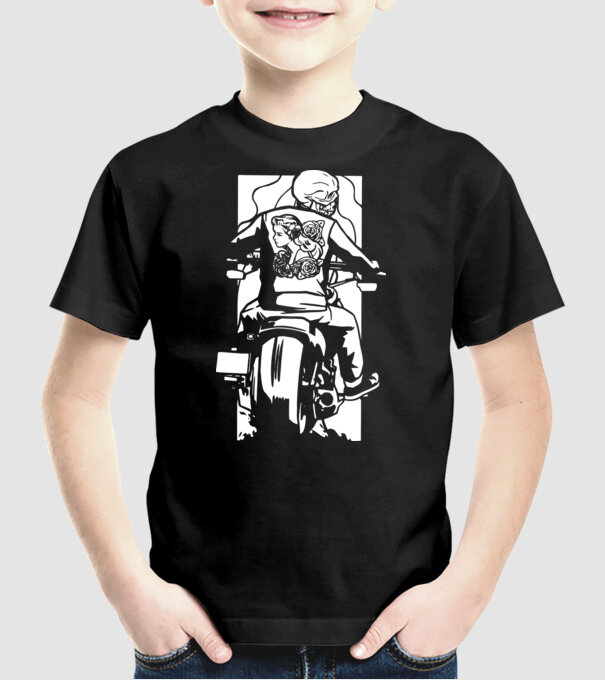Craniu Motociclist model negru pe tricou