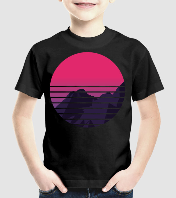 Retro Munte model negru pe tricou