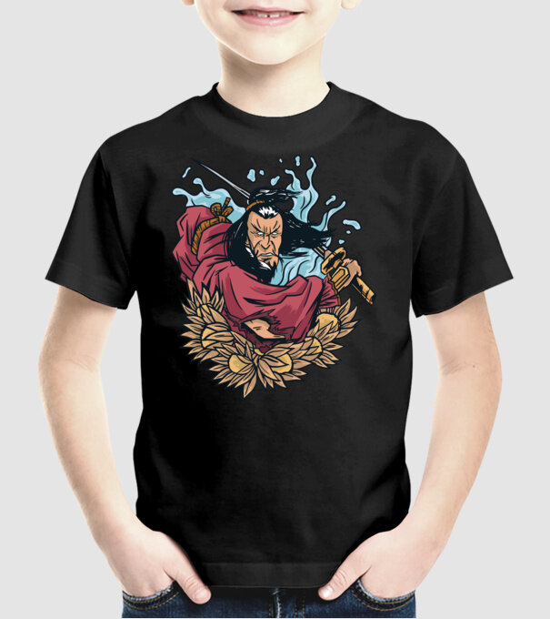 Samurai model negru pe tricou