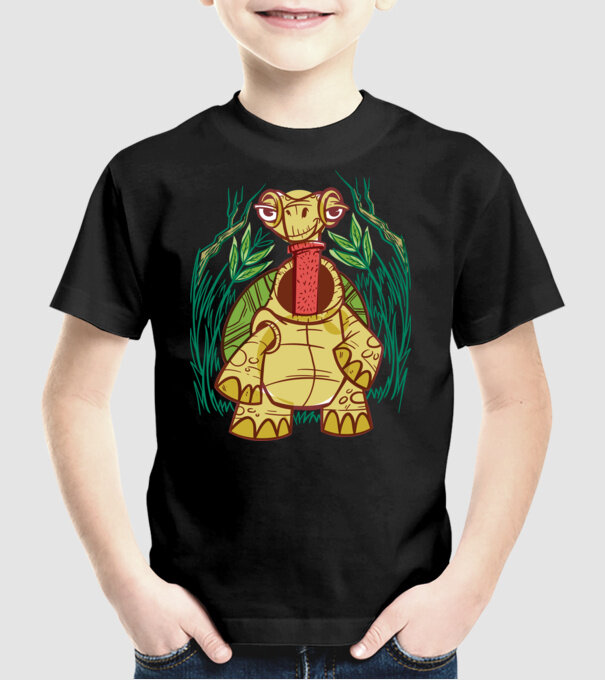 Gât Broască țestoasă model negru pe tricou