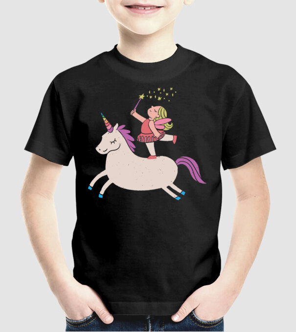 Zână Unicorn model negru pe tricou