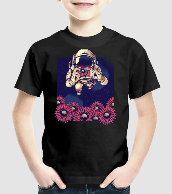 Astronaut Fotograf model negru pe tricou