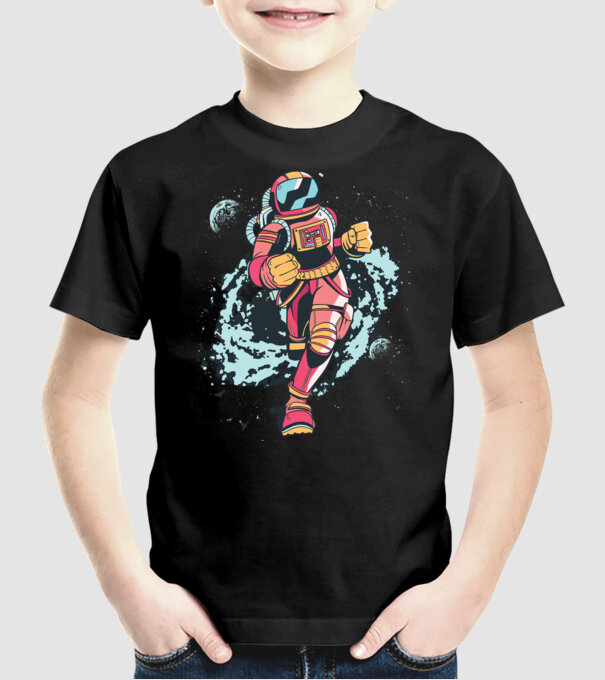 Alergare Astronaut model negru pe tricou