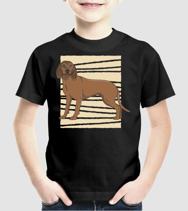 Câine de vânătoare model negru pe tricou