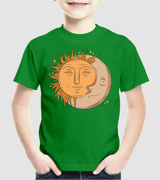 Luna și Soarele model verde pe tricou