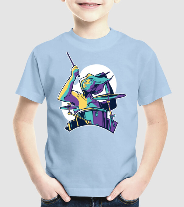 Baterist model albastru deschis pe tricou