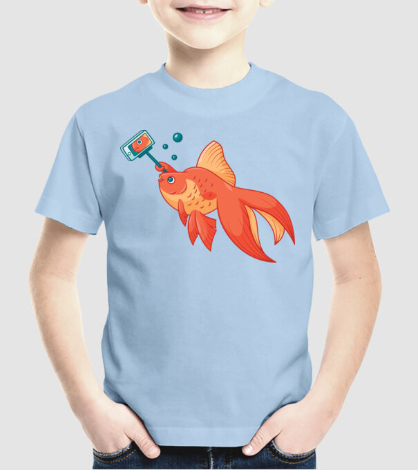 Selfish - Pește făcând selfie model albastru deschis pe tricou