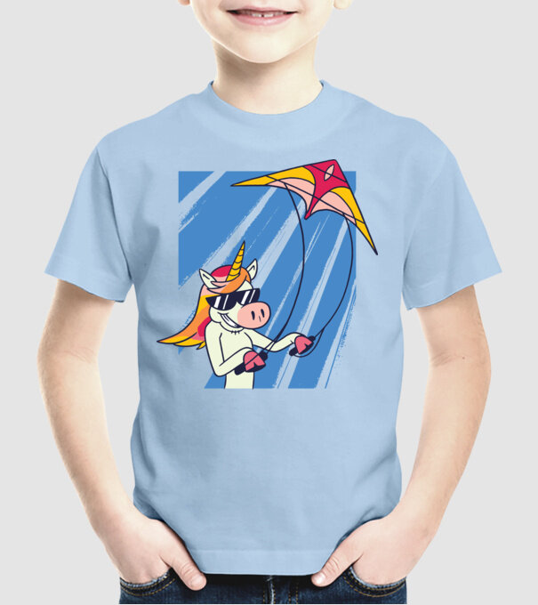 Unicorn lansează zmeie tricou drăguț model albastru deschis pe tricou