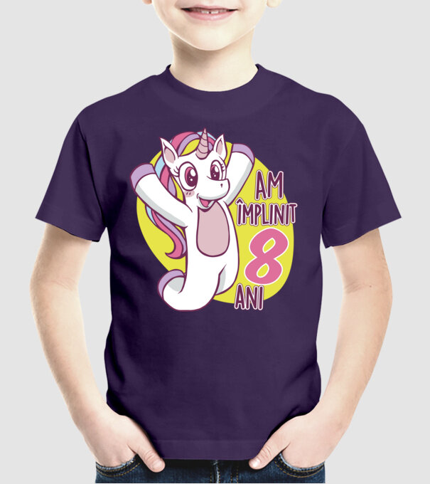 Am împlinit 8 ani model mov pe tricou