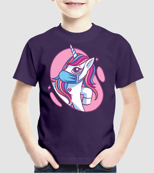 Unicorn drăguț cu mască model mov pe tricou