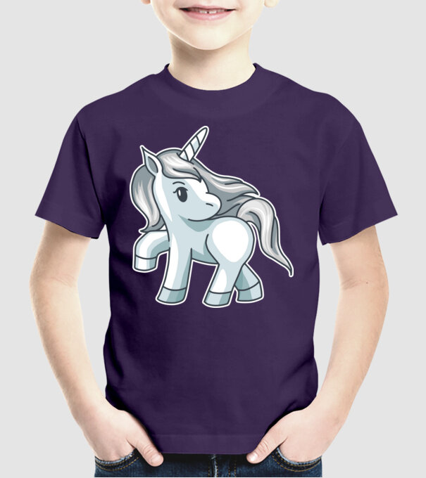 Unicorn de argint model mov pe tricou