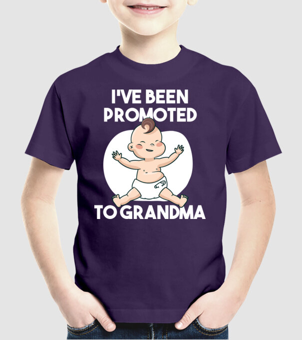 Am devenit bunică model mov pe tricou