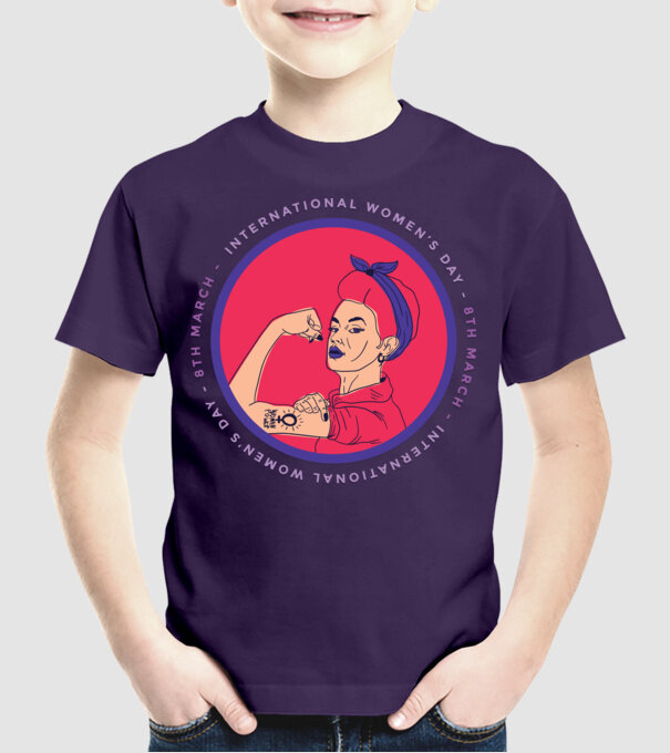Ziua Internațională a Femeii 8 martie model mov pe tricou