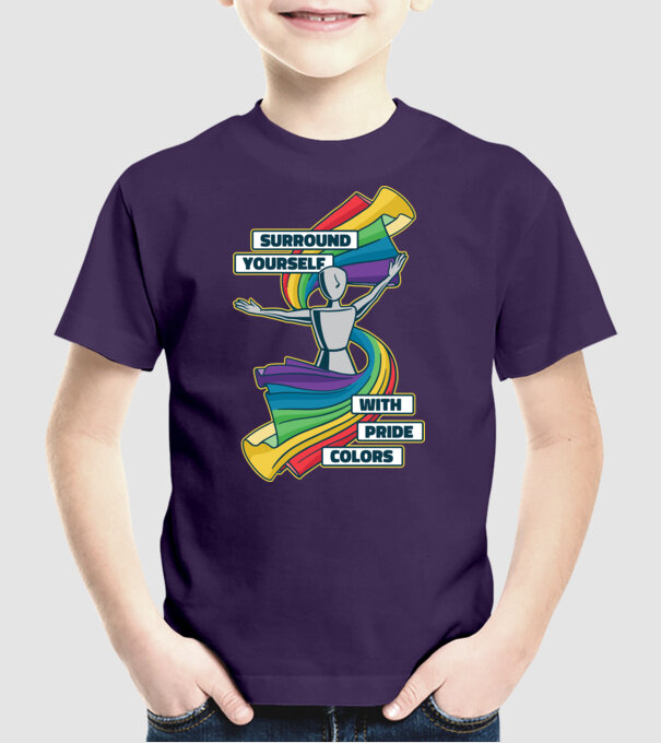 Pride cu curcubeu model mov pe tricou
