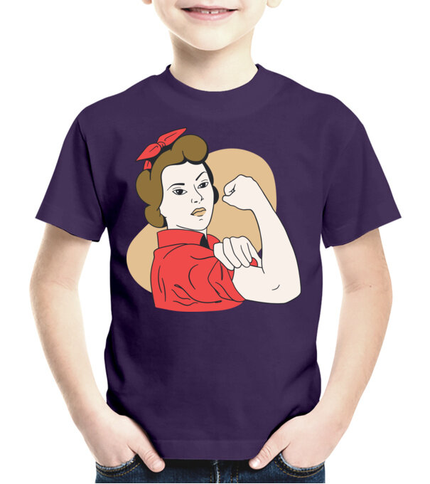  model  pe tricou