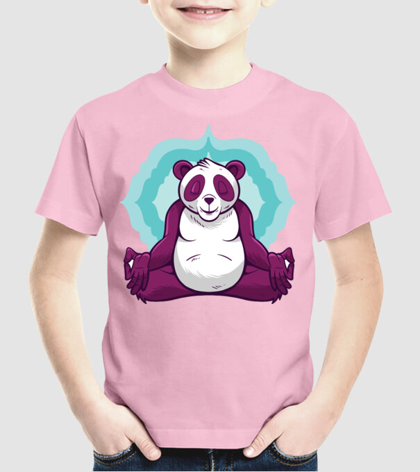 Panda Meditație model roz deschis pe tricou