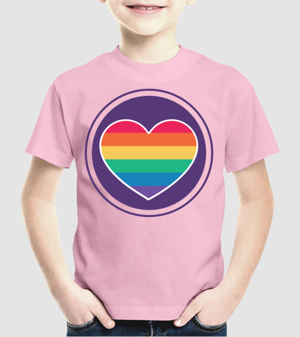 Inimă curcubeu model roz deschis pe tricou