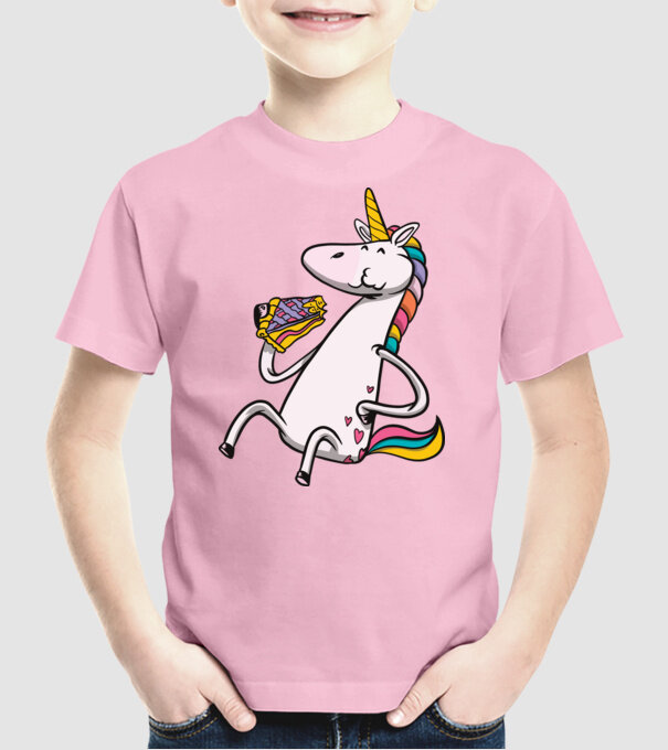 Unicorn cu prăjitură model roz deschis pe tricou
