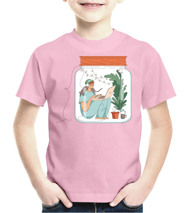  model  pe tricou