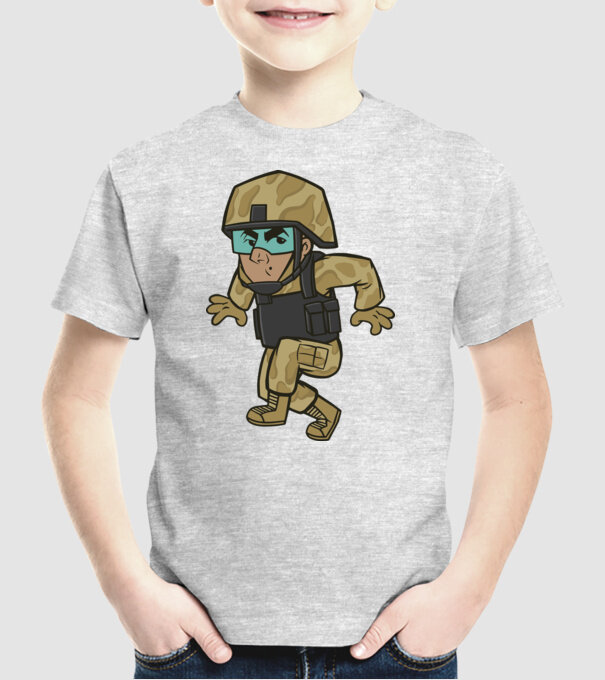 Soldat strecurându-se model gri pe tricou