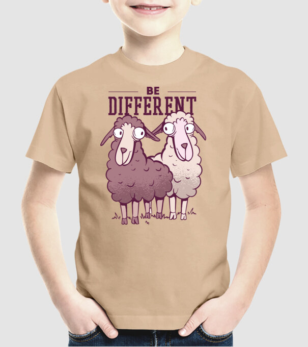Be different - Fii diferit model nisipiu pe tricou