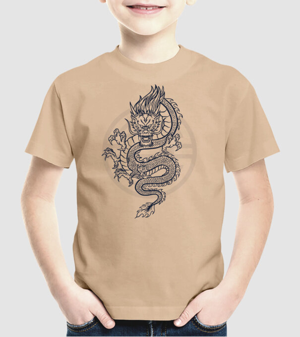 Dragon Tribal model nisipiu pe tricou