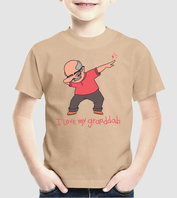 Îl iubesc pe bunicul meu model nisipiu pe tricou